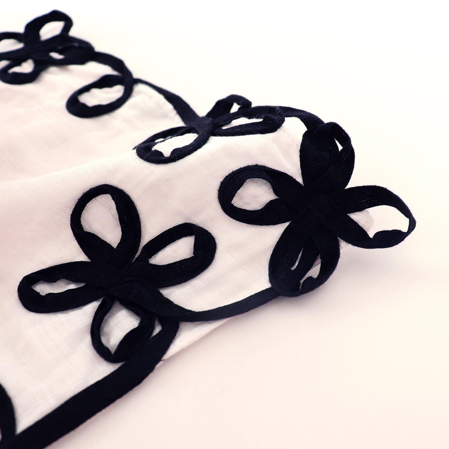 clover line「frillia(フリリア)シリーズ」【立体ハンカチ】