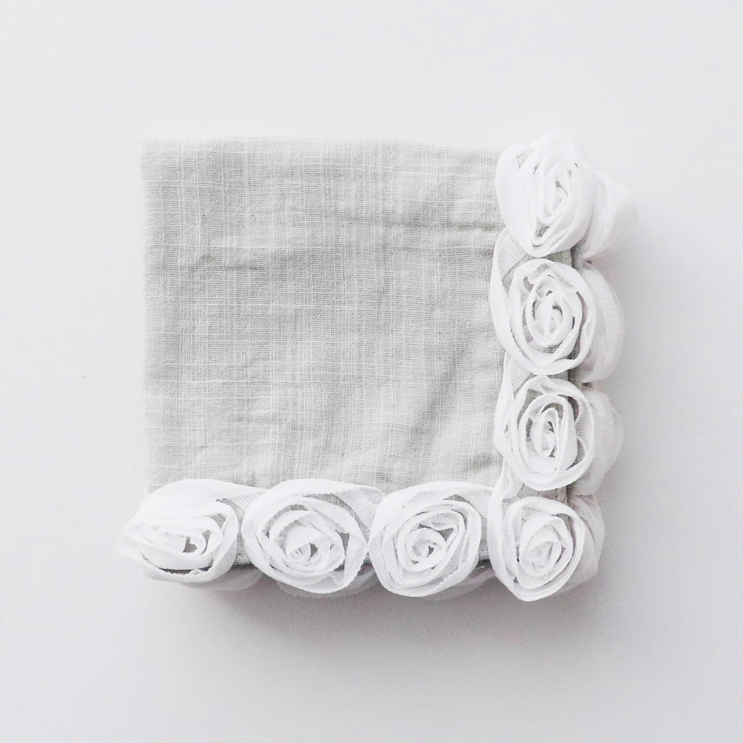 round rose「frillia(フリリア)シリーズ」【立体ハンカチ】