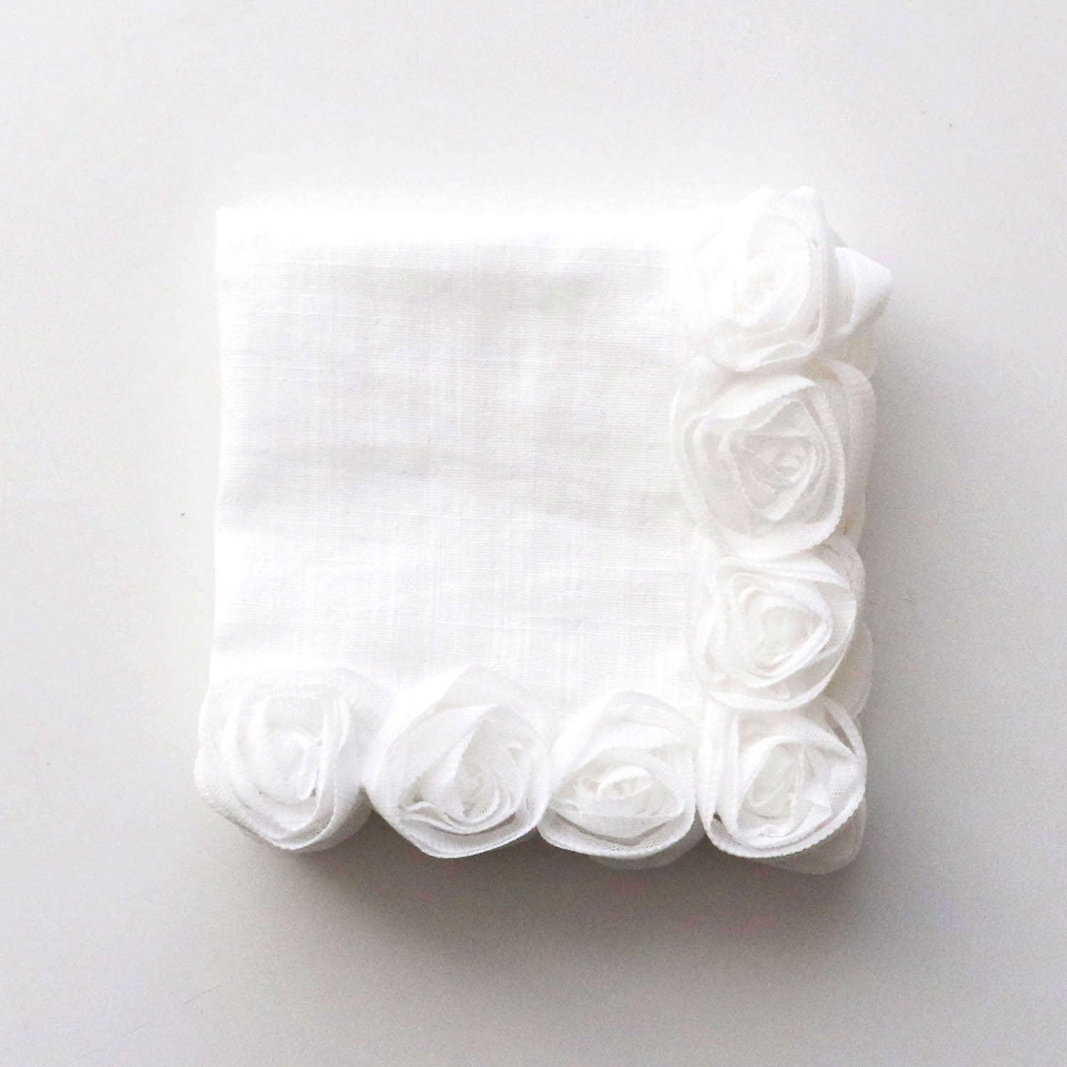 round rose「frillia(フリリア)シリーズ」【立体ハンカチ】