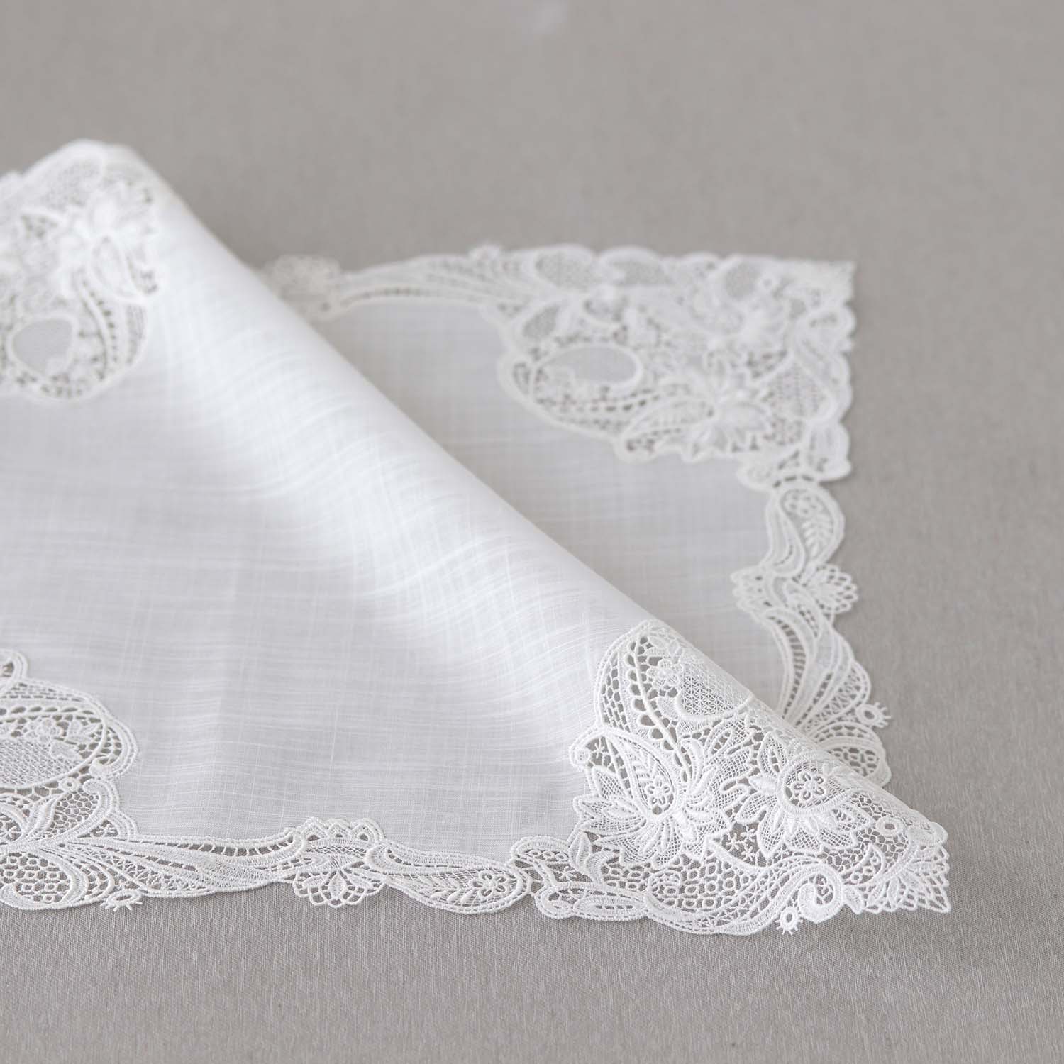 CSL Lace [Bridal Handkerchief