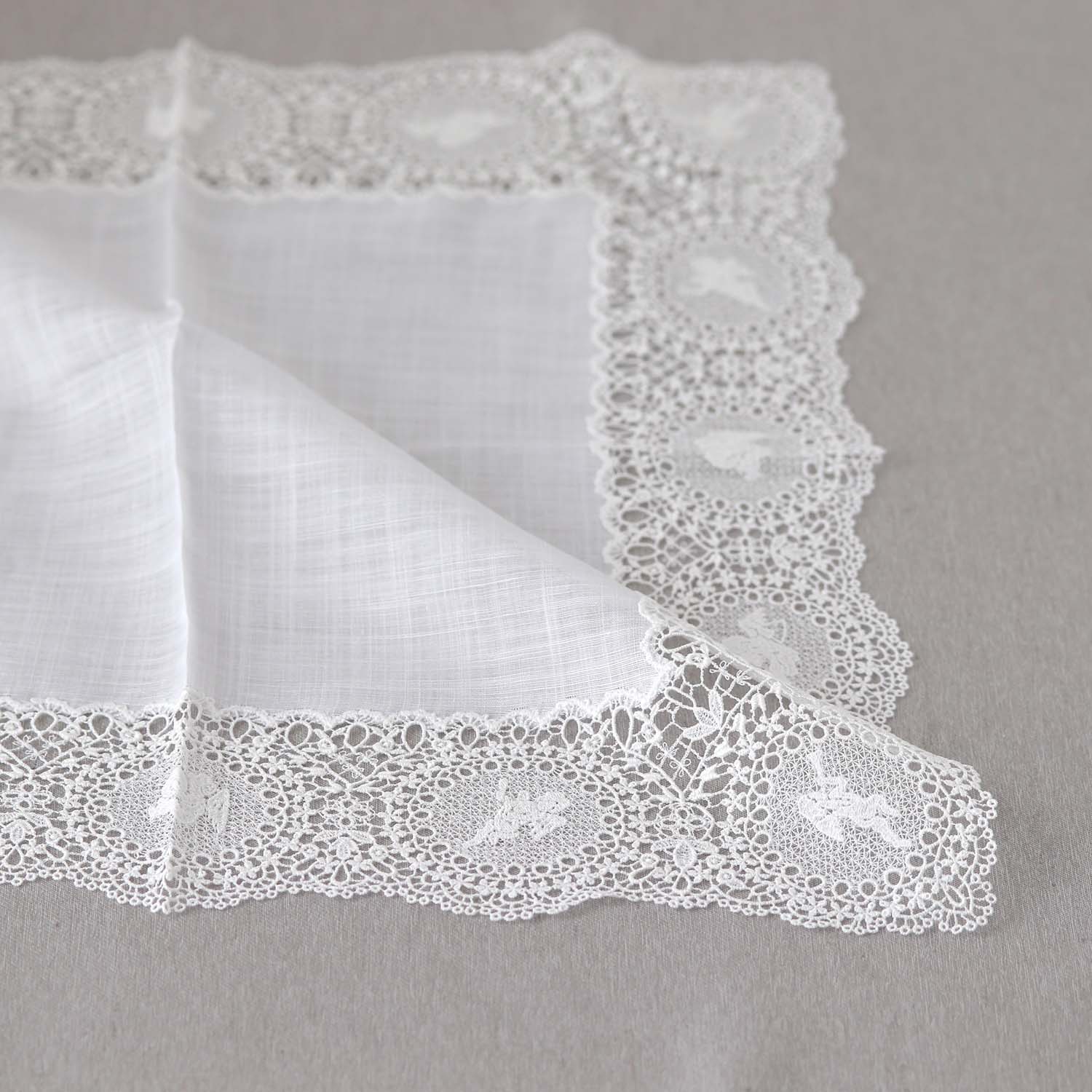 Angel Lace [Bridal Handkerchief