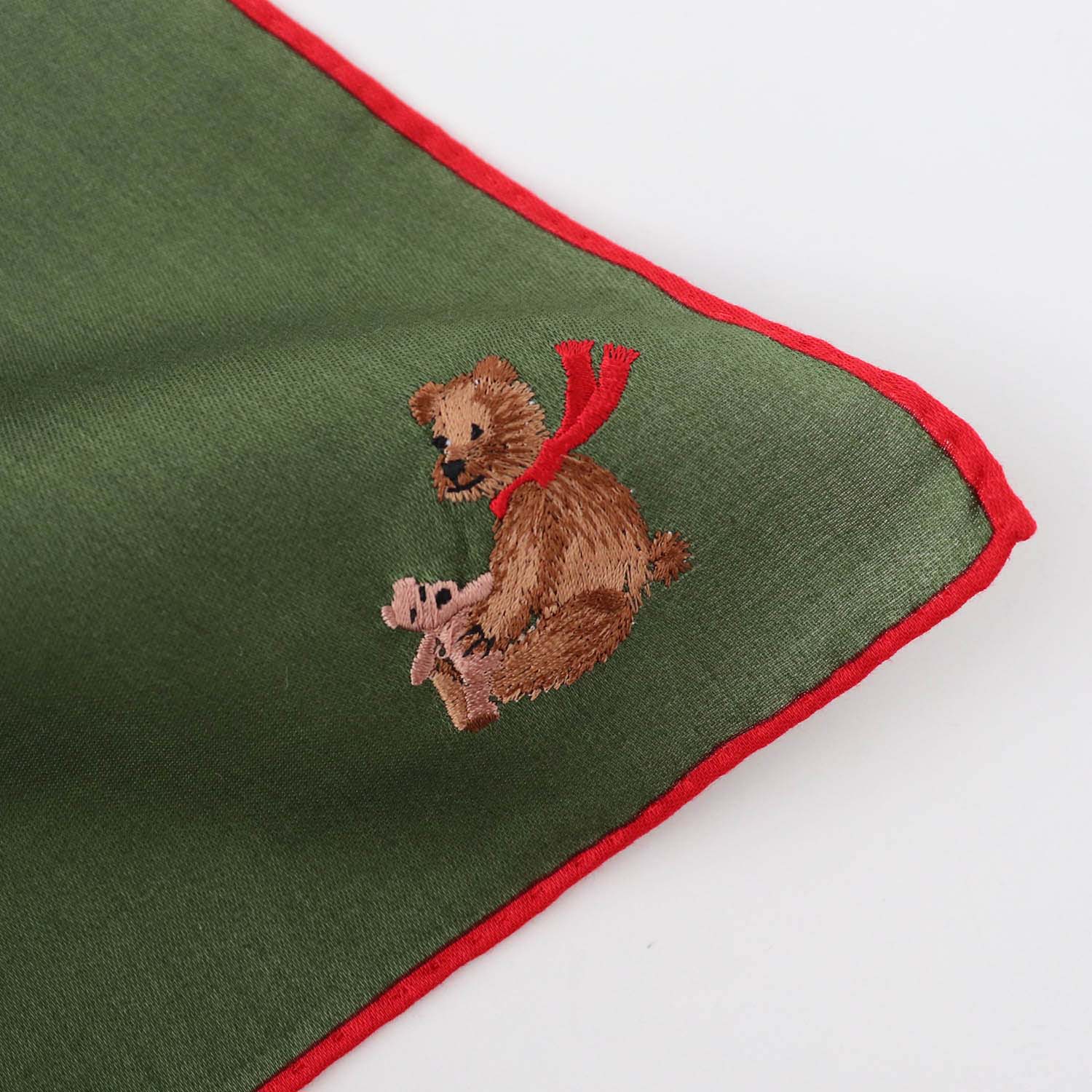 Holiday embroidery handkerchief [Bear] SIC108 color