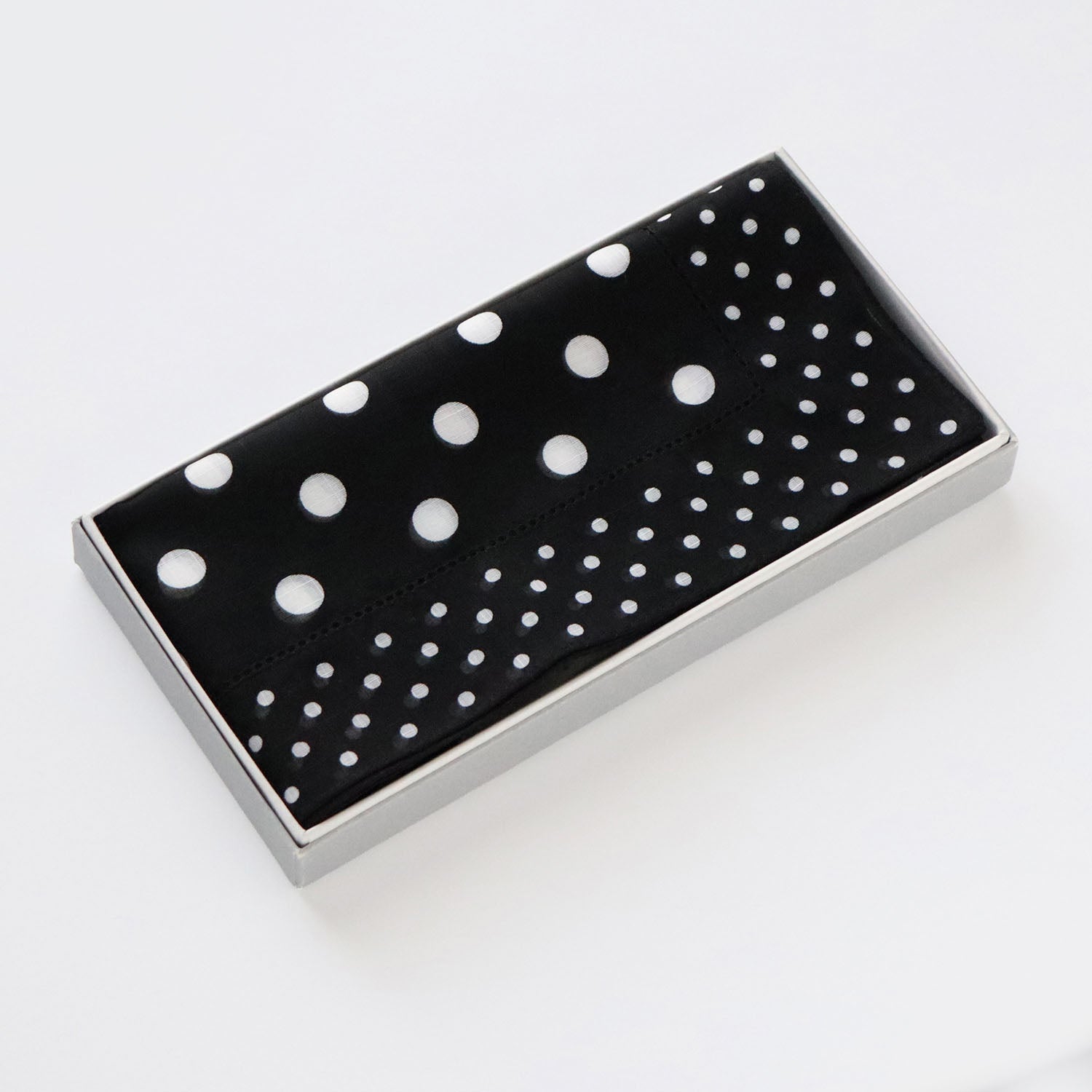 Pico dot large size handkerchief