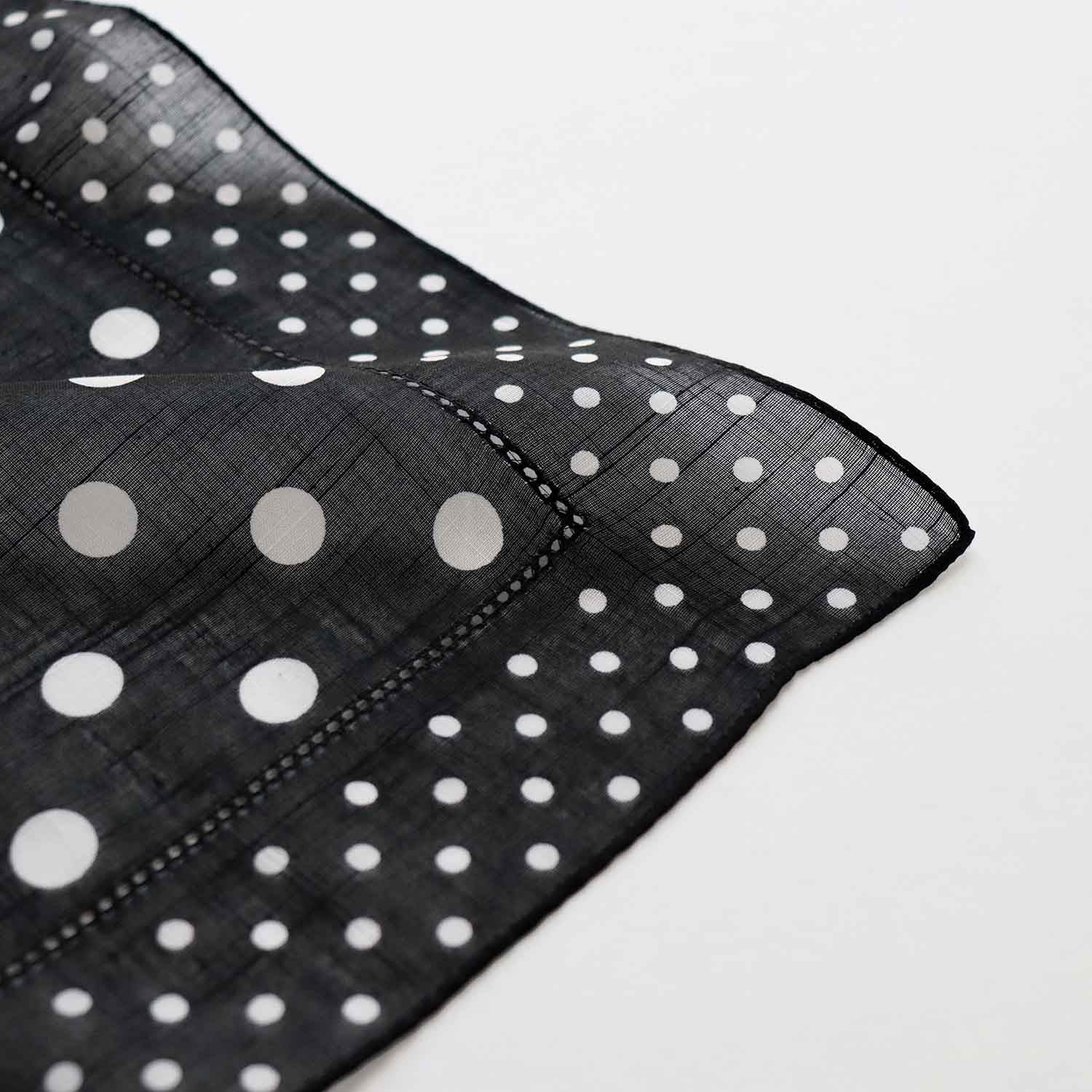 Pico dot large size handkerchief