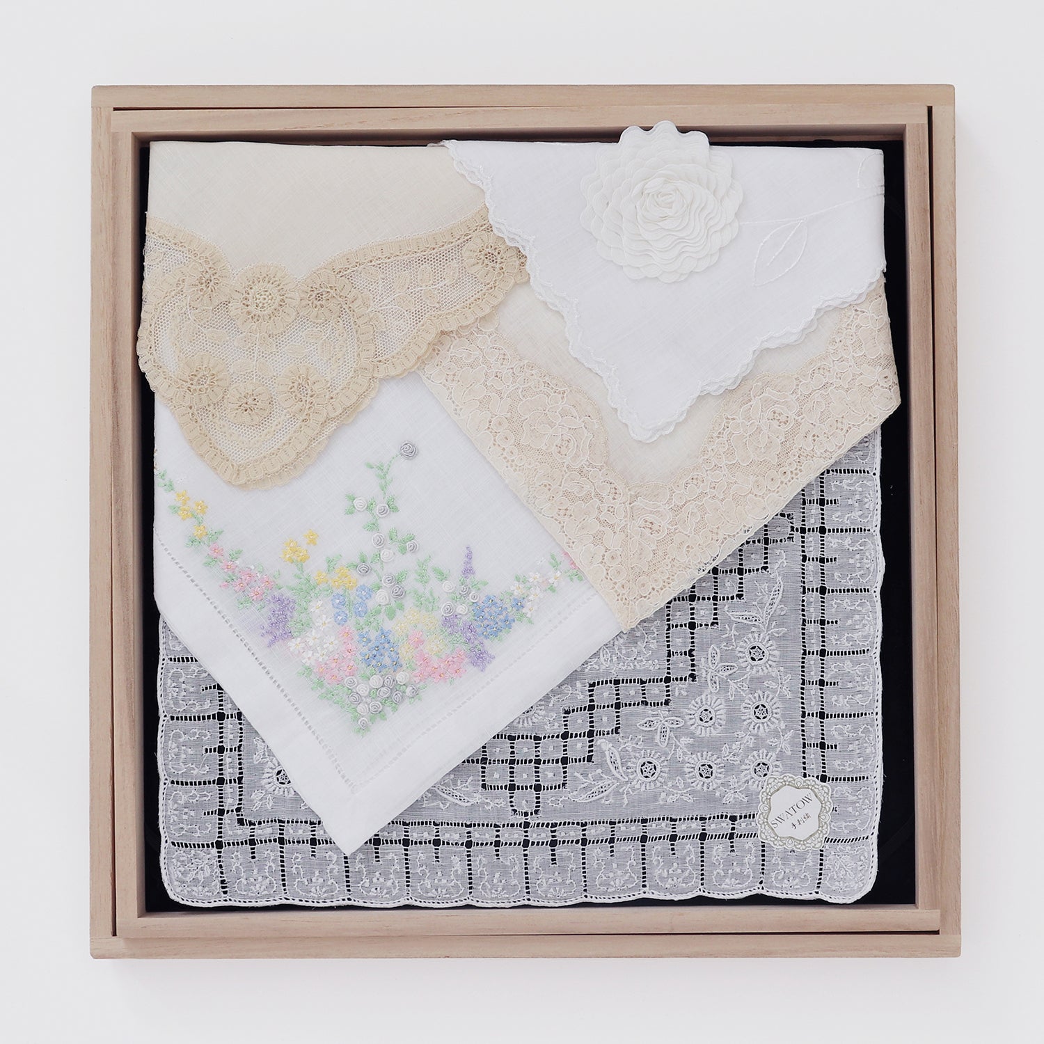 2026 福袋　絢(あや) ［限定4個］