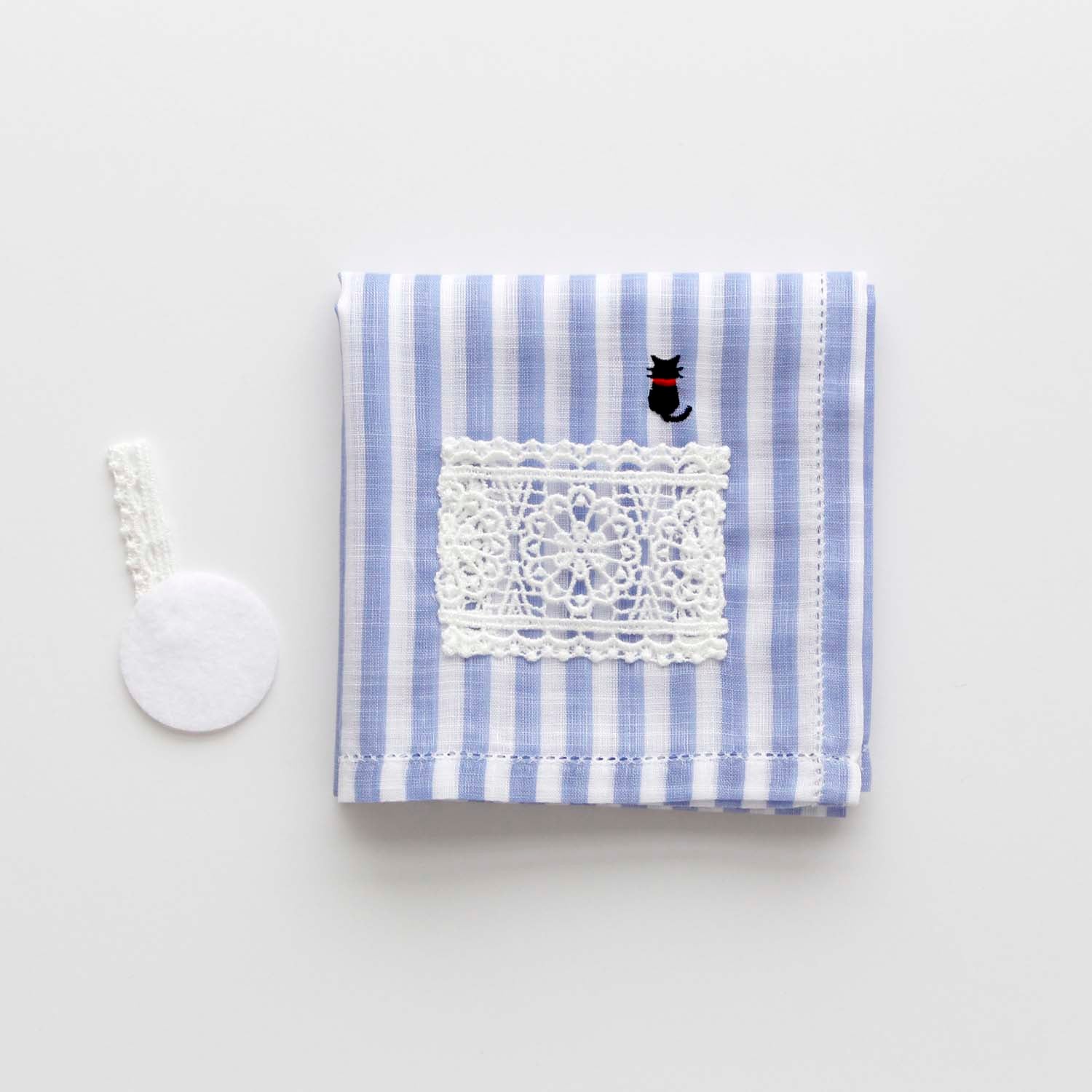 Sachet handkerchief with embroidered motif