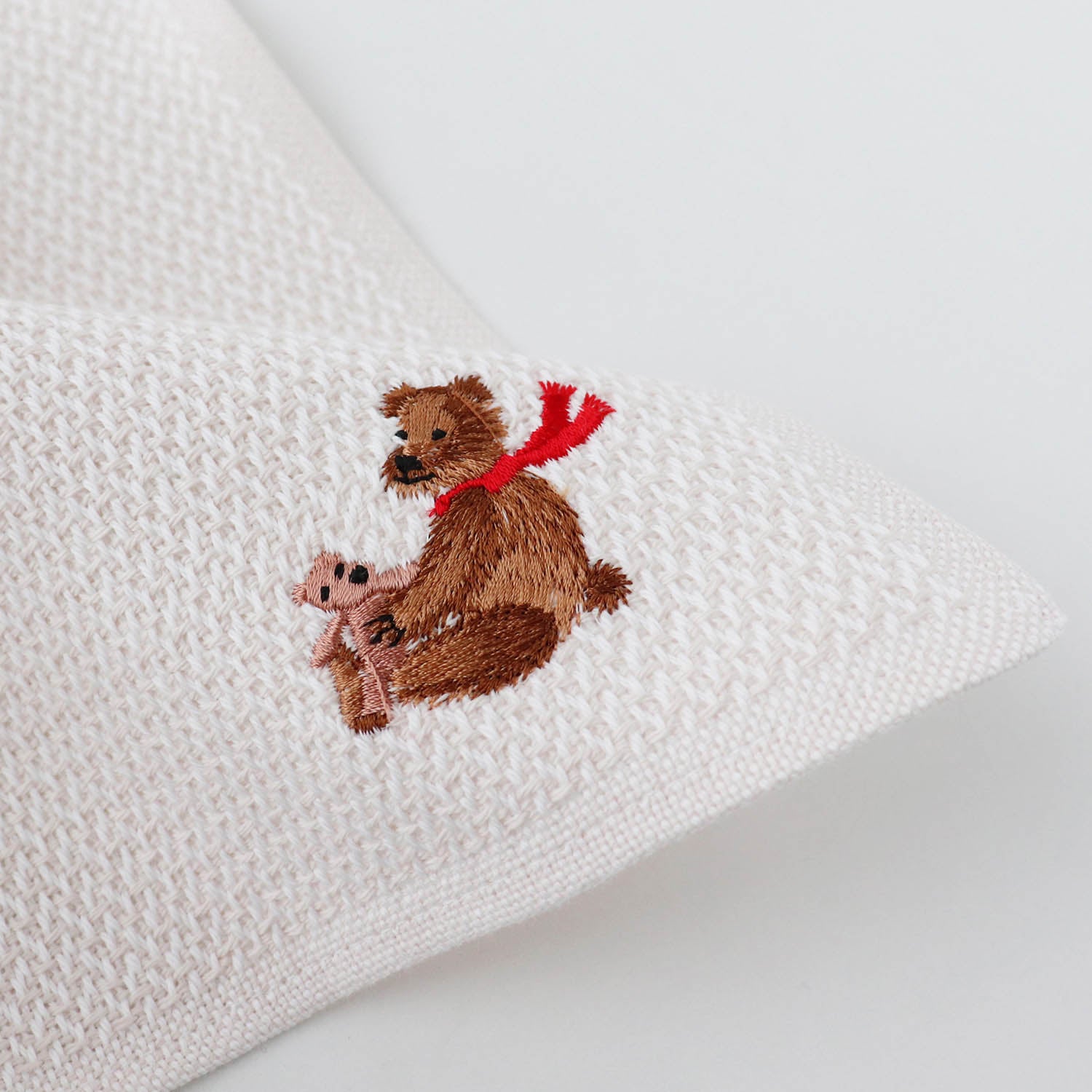 Holiday embroidery handkerchief [bear] mico Type A