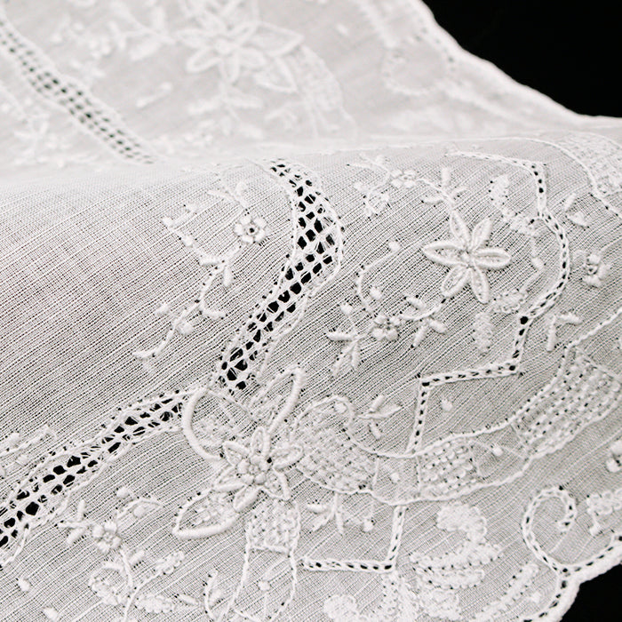Shantou hand embroidered doron work handkerchief - SWATOW 2202