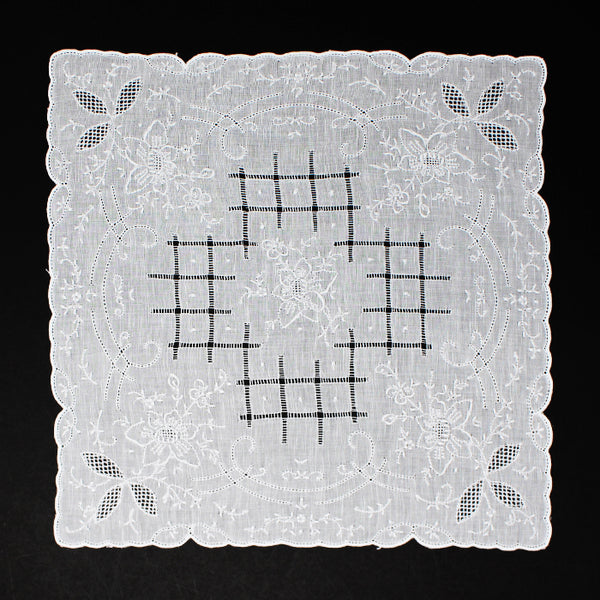 Shantou hand-embroidered doron work handkerchief - SWATOW 4201
