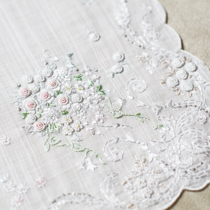 ベトナム手刺繍 4点ブーケ